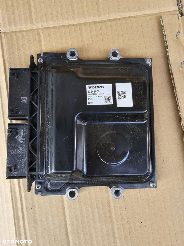 sterownik silnika ecu 32242005 volvo v60 xc60 xc90 - 1