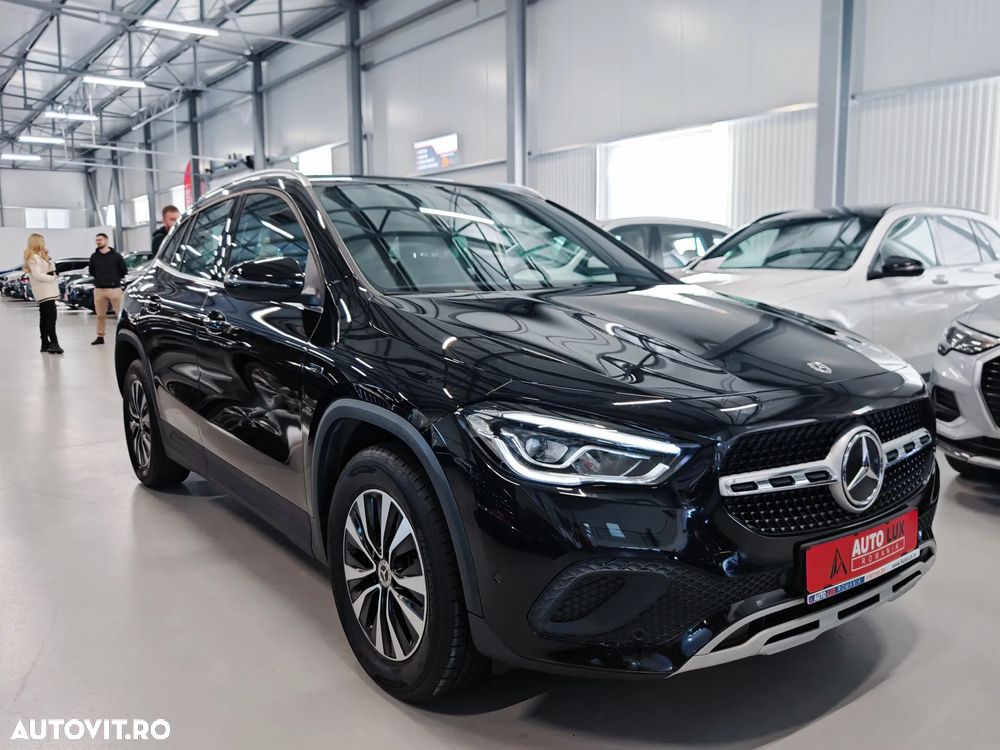 Mercedes-Benz GLA 250 e 8G-DCT - 2