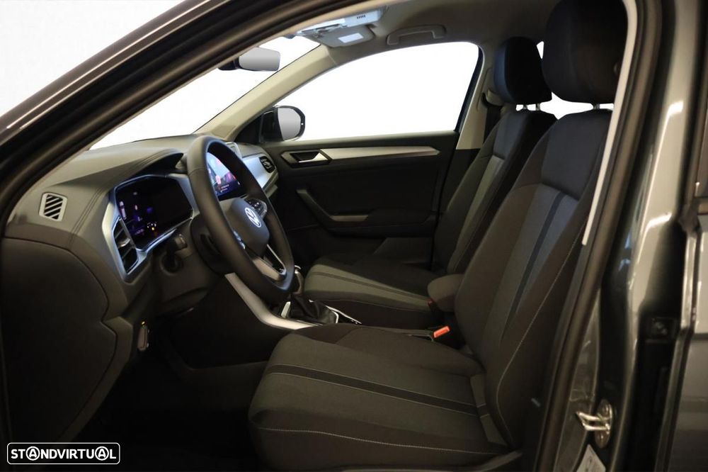 VW T-Roc 1.5 TSI Urban DSG - 23