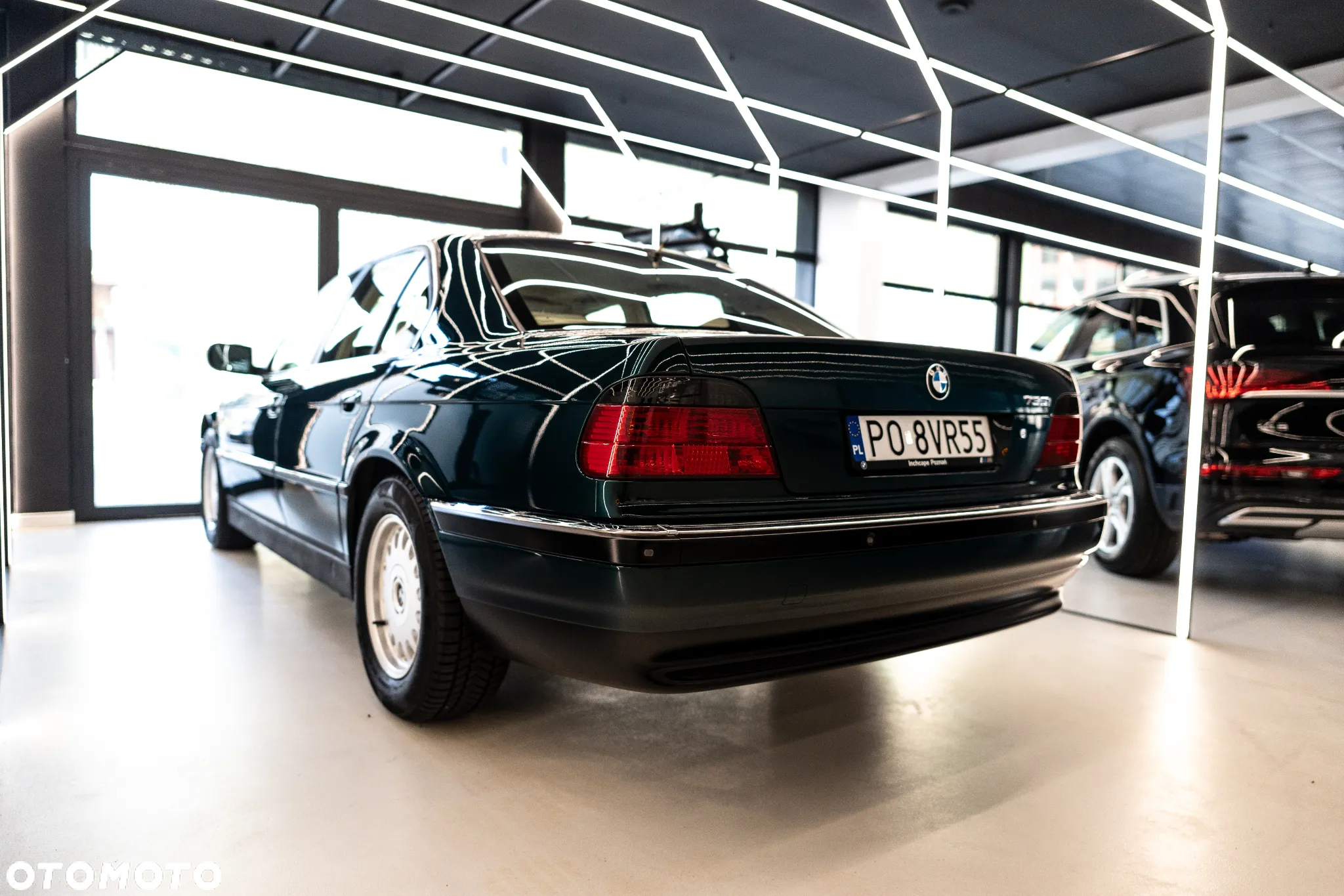 BMW Seria 7 735i - 6