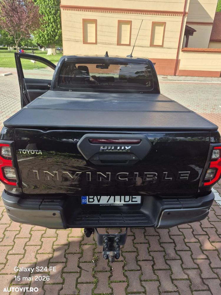 Toyota Hilux 2.8D 204CP 4x4 Double Cab AT Invincible - 5