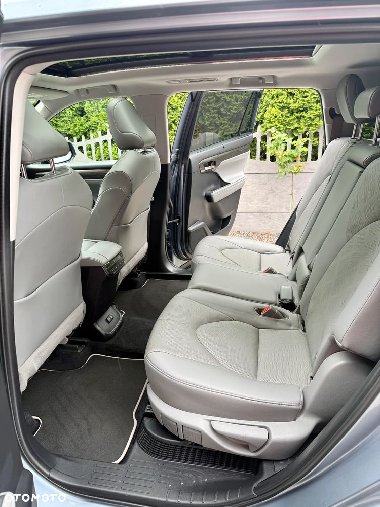 Toyota Highlander - 15