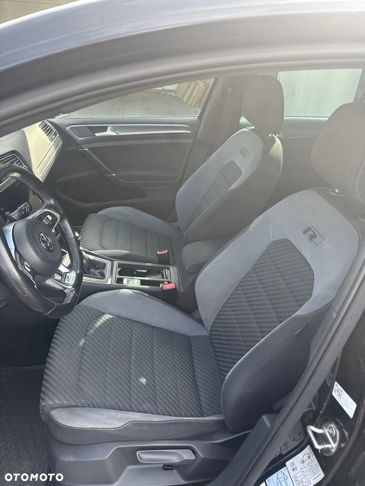 Volkswagen Golf 1.5 TSI EVO R-Line - 12