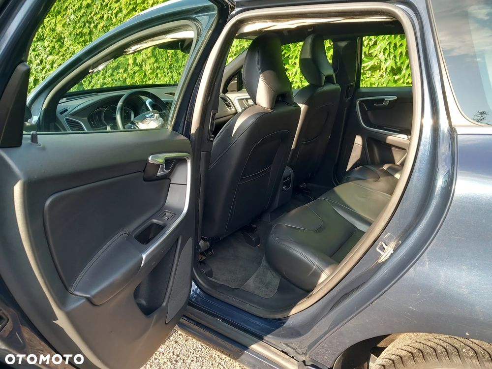 Volvo XC 60 D5 AWD Summum - 15