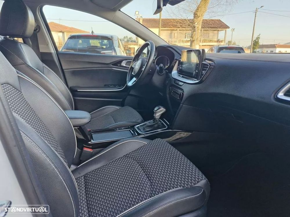 Kia Ceed SW 1.6 GDi PHEV Drive 6DCT - 13