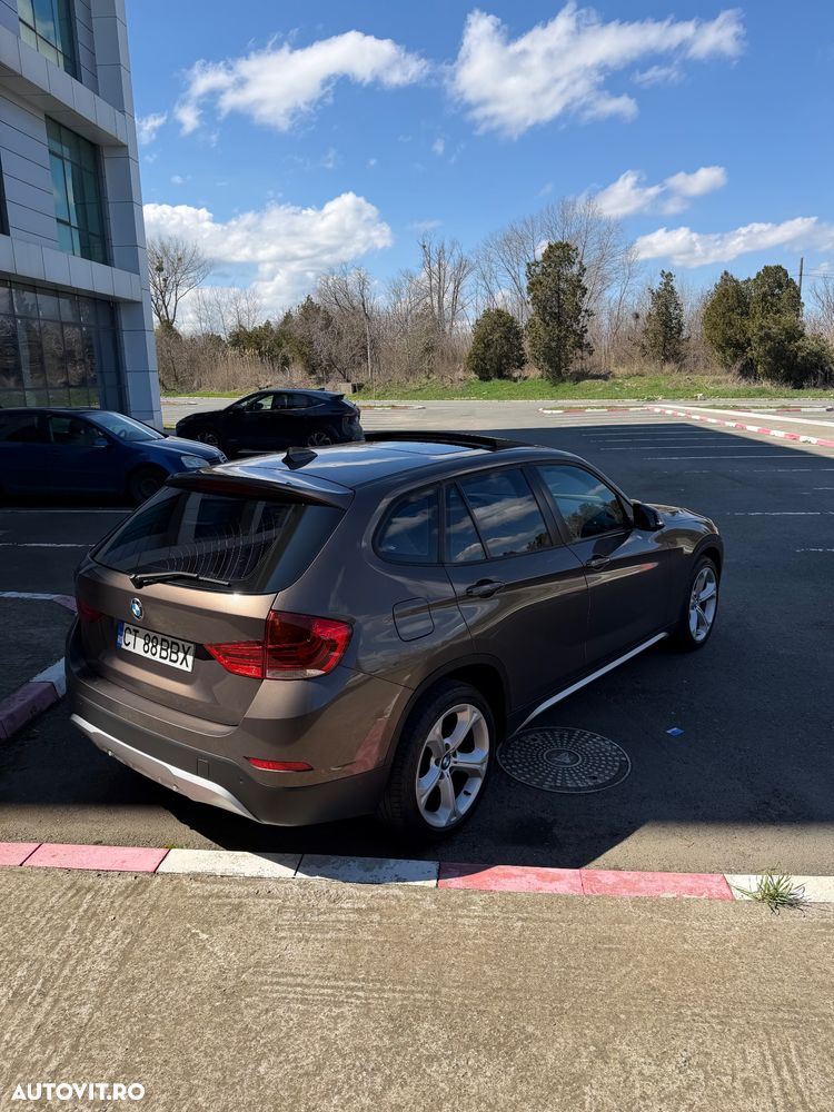 BMW X1 sDrive18d Aut. - 6