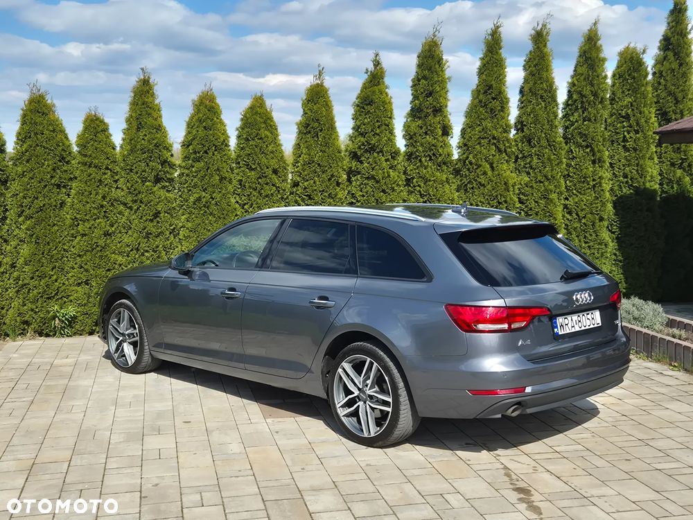 Audi A4 Avant 2.0 TDI design - 11