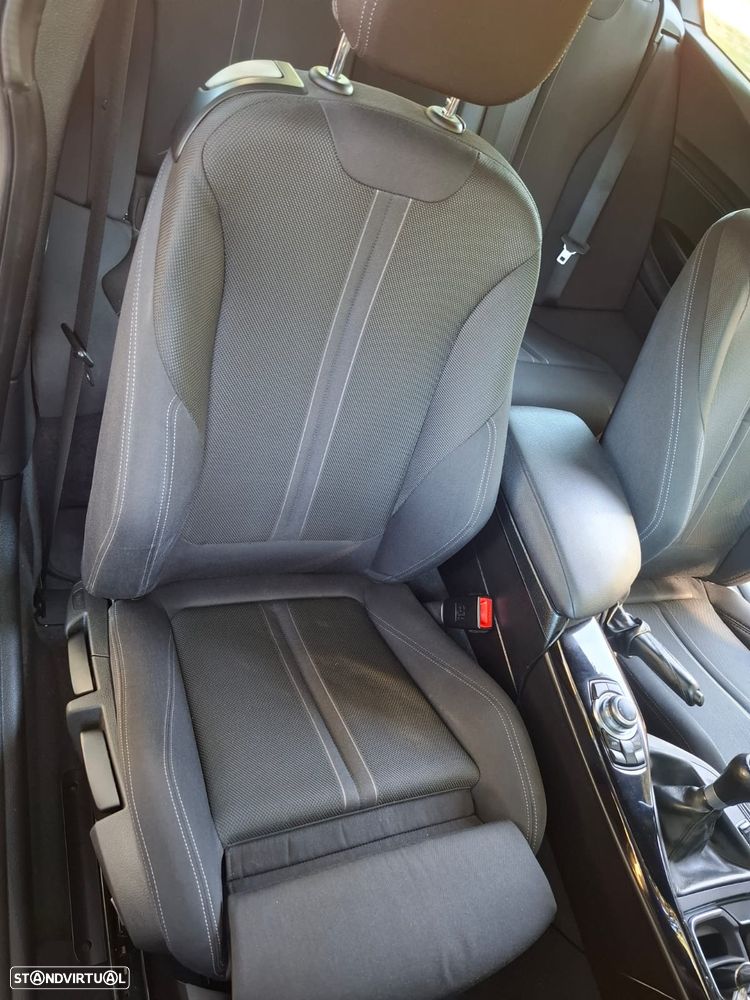 BMW 116 i Sport Line - 13