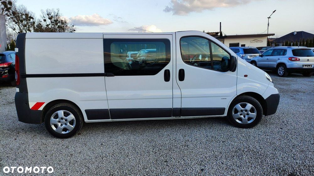 Opel Vivaro - 16