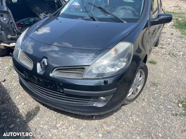 Dezmebrez Renault Clio 3 1.5 dci euro 4 XENON - 1