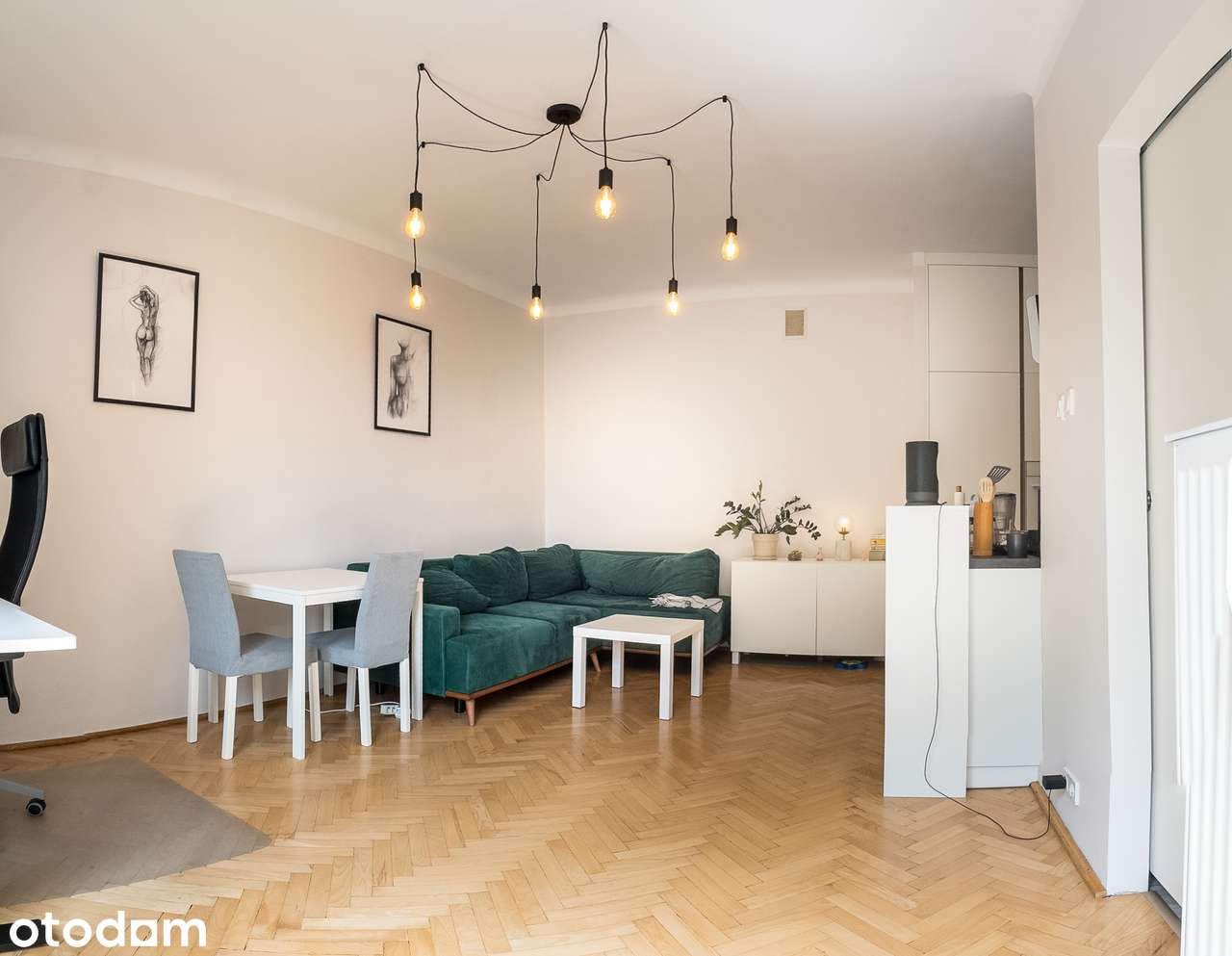 Mieszkanie 2-pokojowe z balkonem na Bielanach
