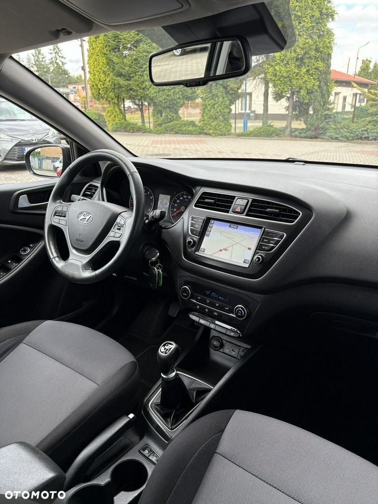 Hyundai i20 - 14