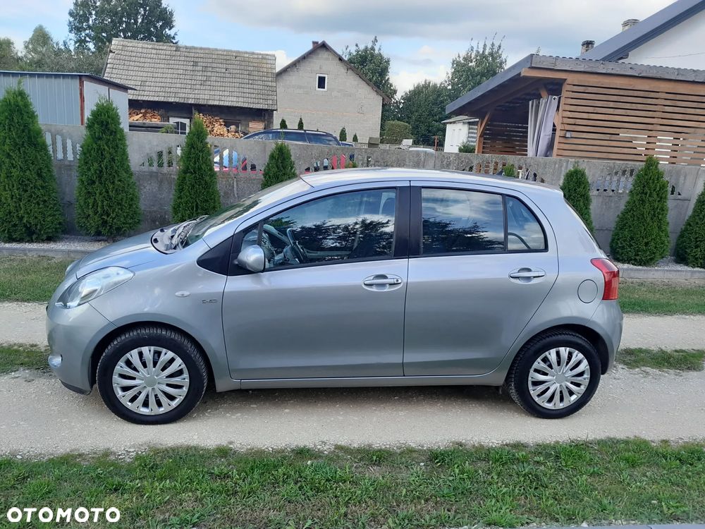 Toyota Yaris 1.4 D-4D Travel - 4