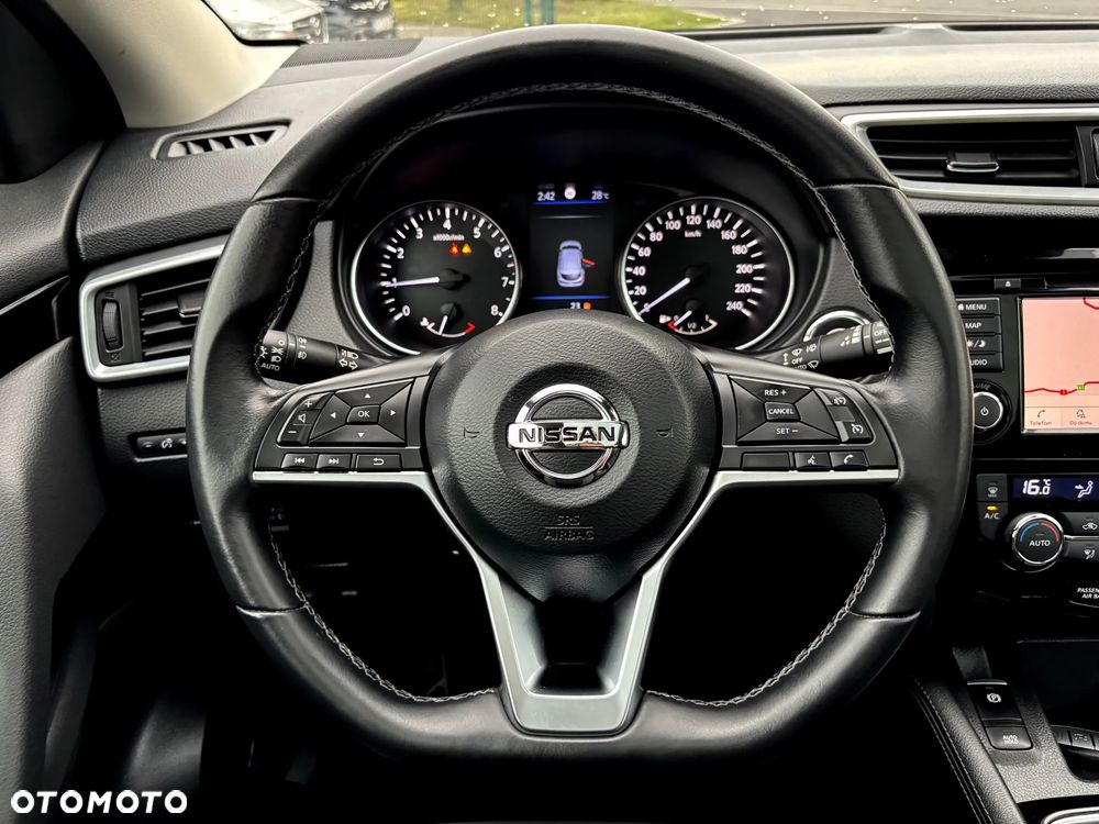 Nissan Qashqai 1.3 DIG-T N-Connecta - 19