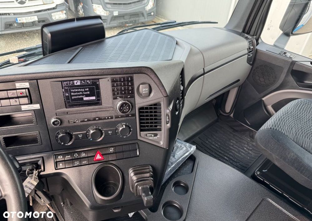Mercedes-Benz Actros/Antos - 26