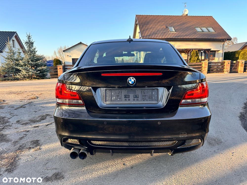 BMW Seria 1 123d DPF - 13