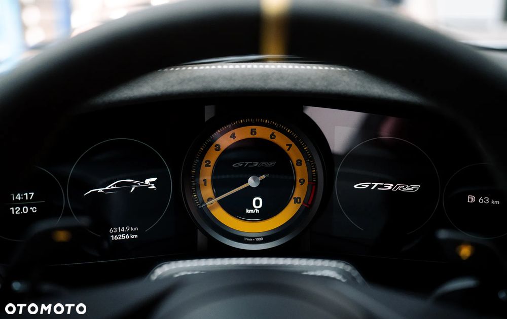 Porsche 911 - 22