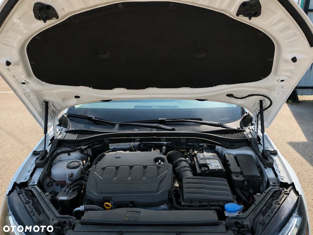Skoda Superb 2.0 TDI SCR Ambition - 22