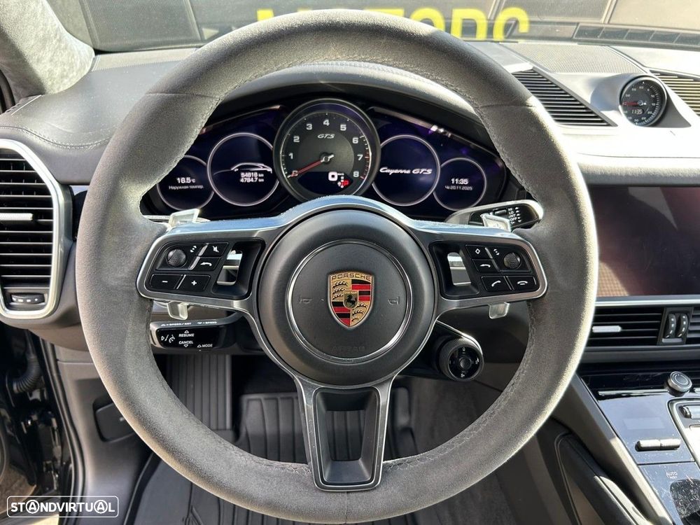 Porsche Cayenne GTS - 16