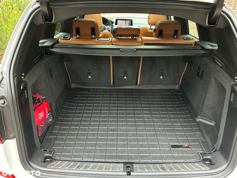 BMW X3 X3M - 33