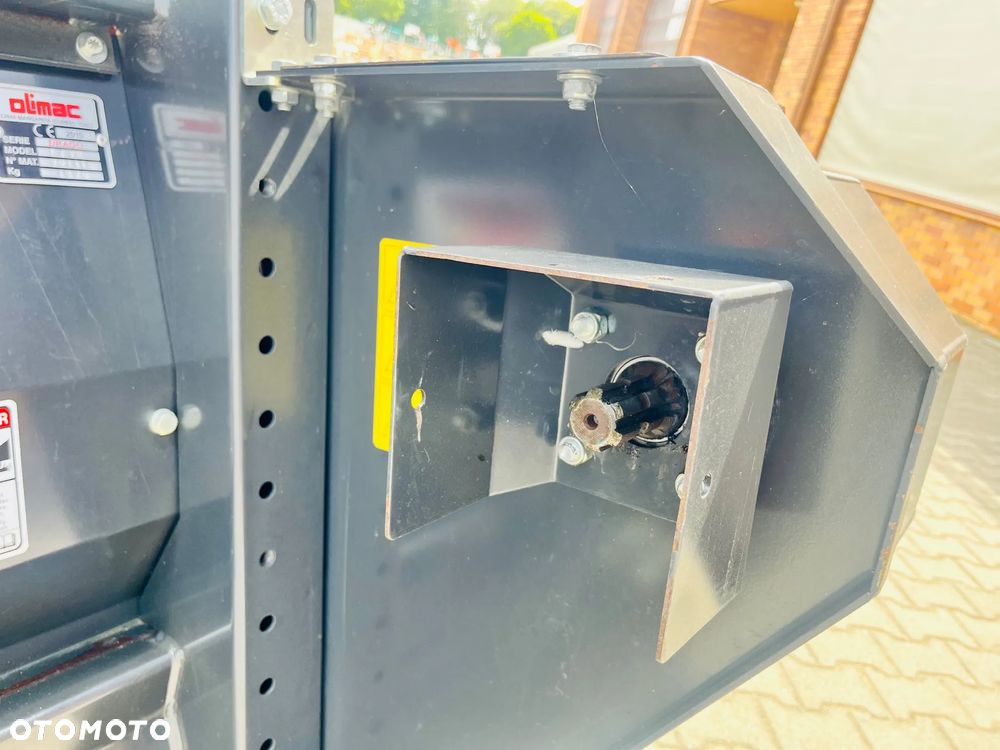 Olimac Przystawka adapter do kukurydzy Olimac Drago 4 rzędy - 16