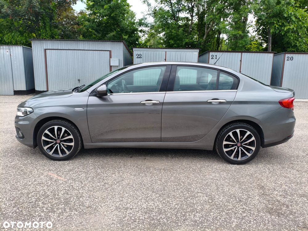 Fiat Tipo 1.6 MultiJet 16v Lounge - 16