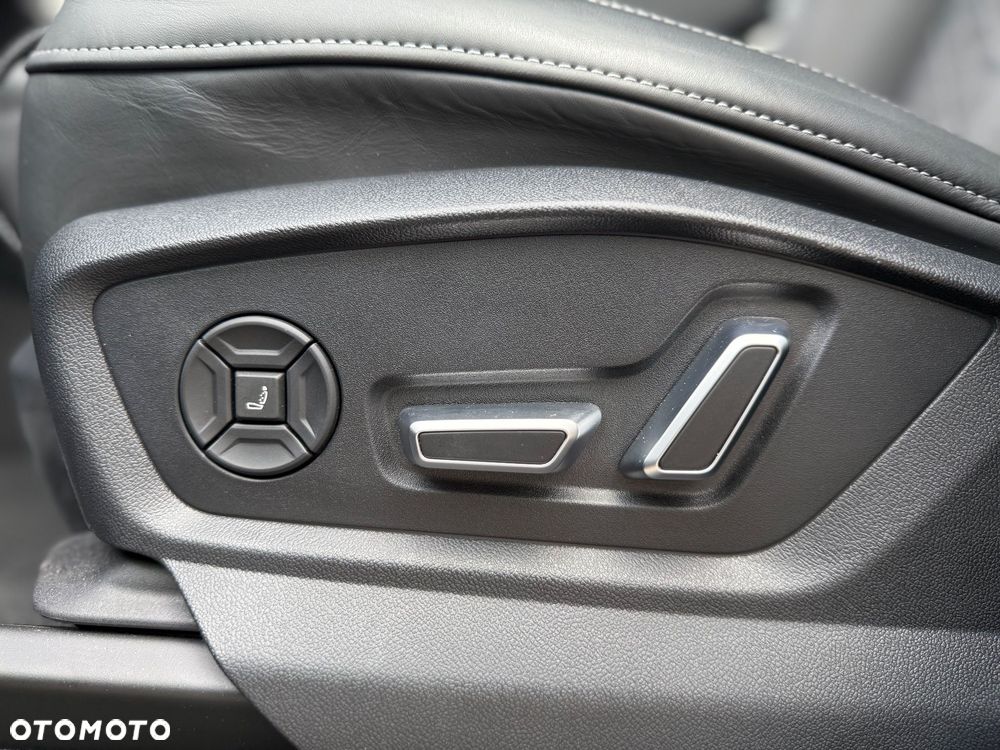 Audi Q8 - 16