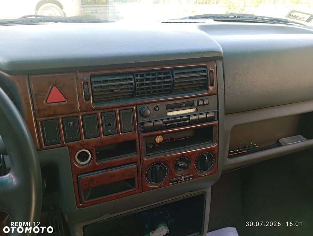 Volkswagen Transporter - 5