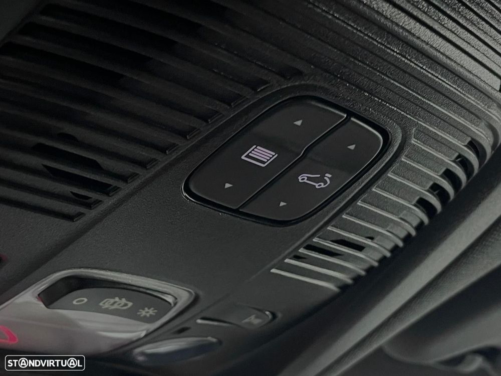 Peugeot 3008 1.6 Hybrid GT Line e-EAT8 - 31