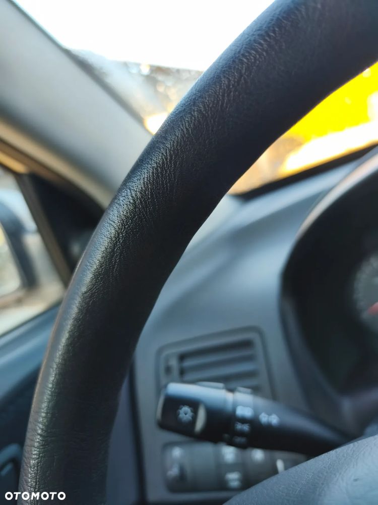 Hyundai Tucson 2.0 4WD GLS - 21