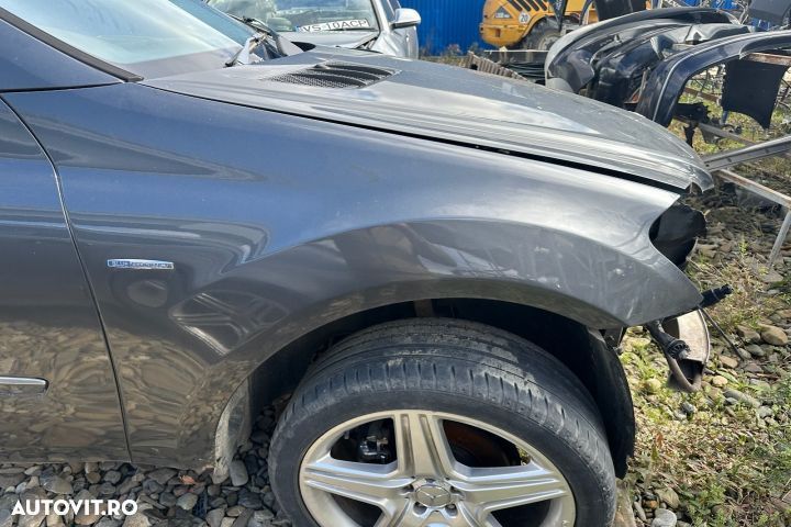 Aripa dreapta fata Mercedes-Benz ML W164 [facelift] [2008 - 2011] - 1