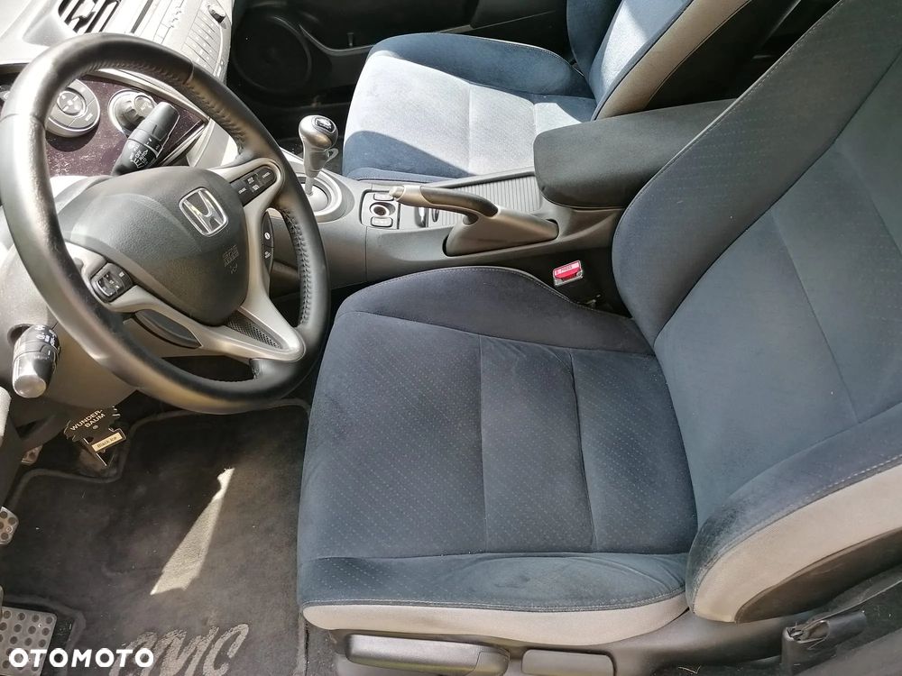 Honda Civic - 10
