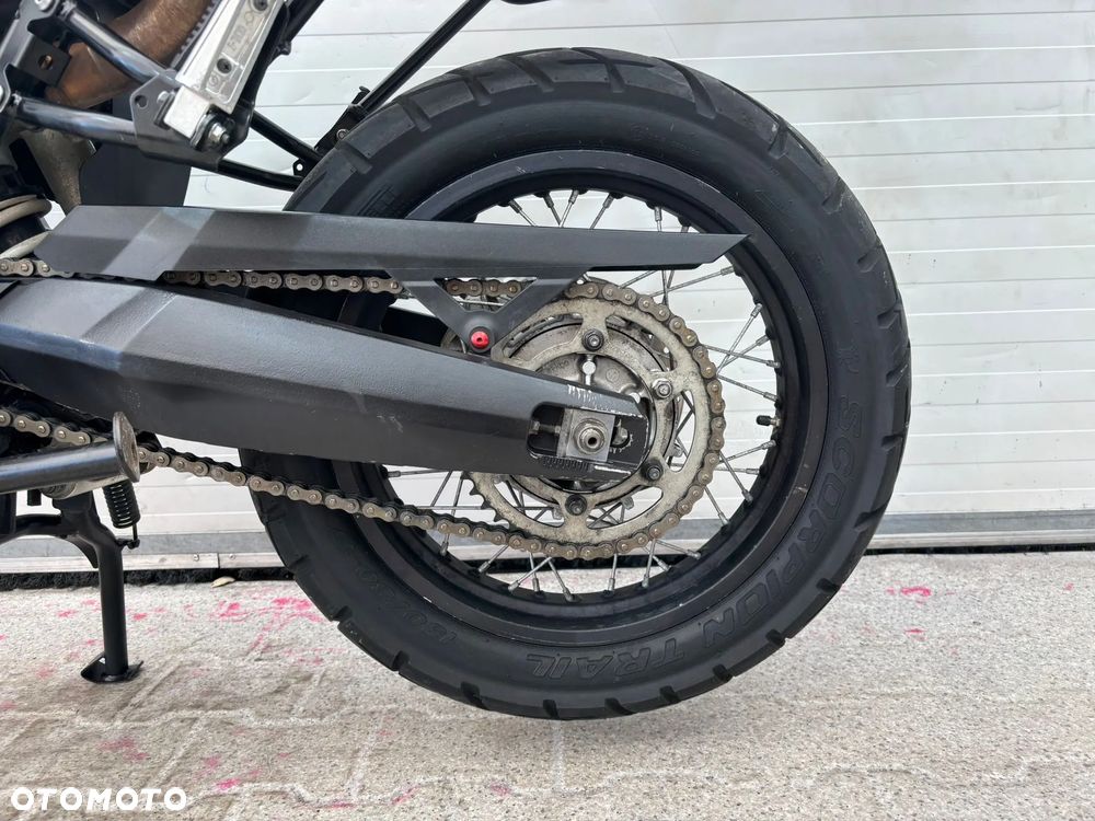 Yamaha XT - 22
