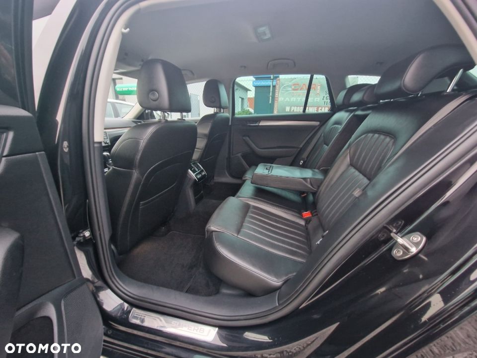 Skoda Superb 1.6 TDI Ambition DSG - 24