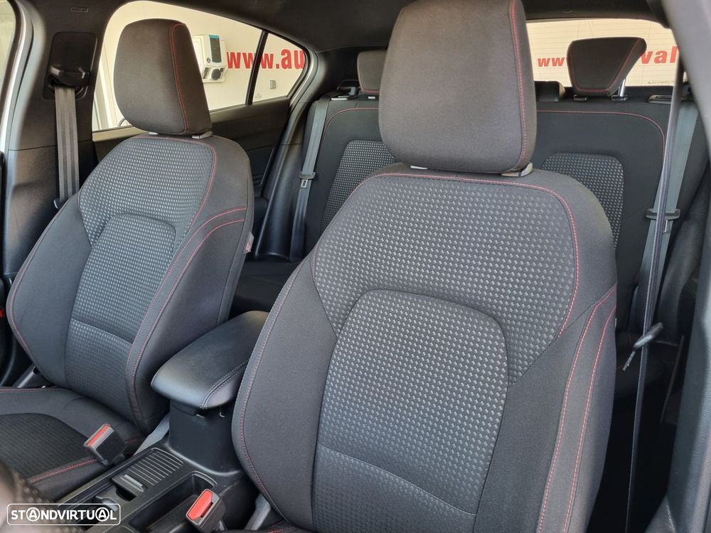 Ford Focus 1.0 EcoBoost MHEV ST-Line - 7