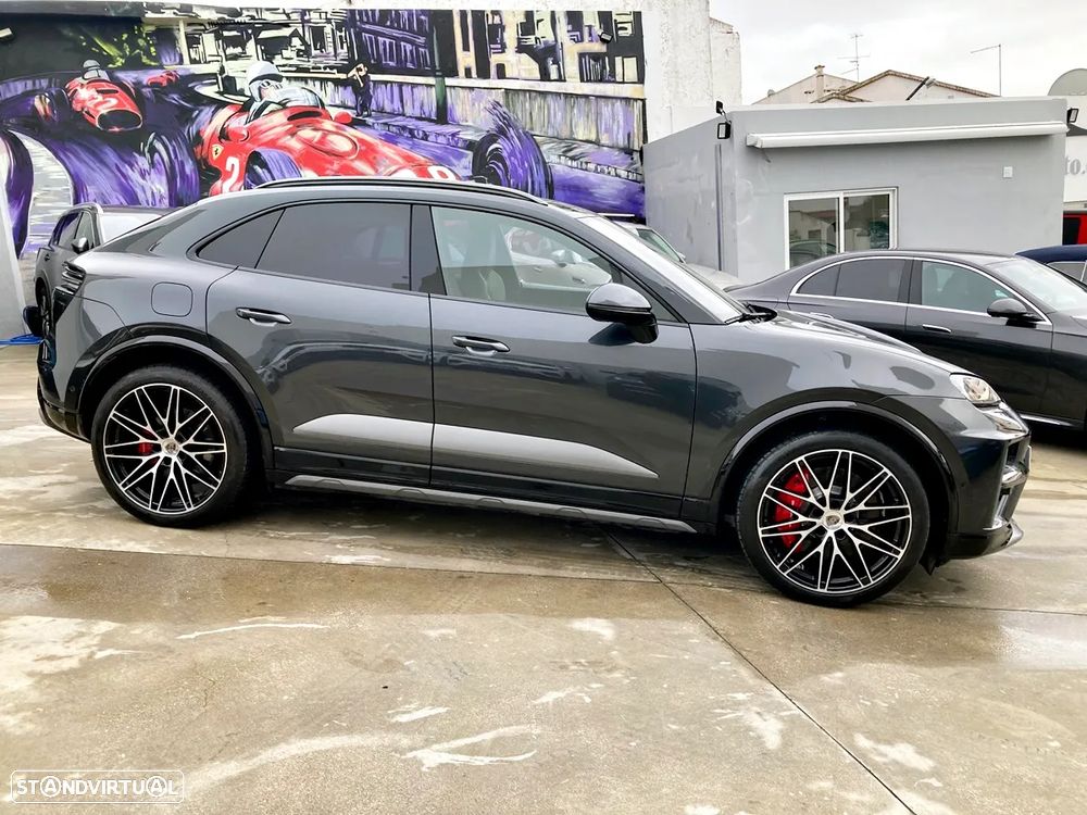 Porsche Macan Electric Turbo - 2