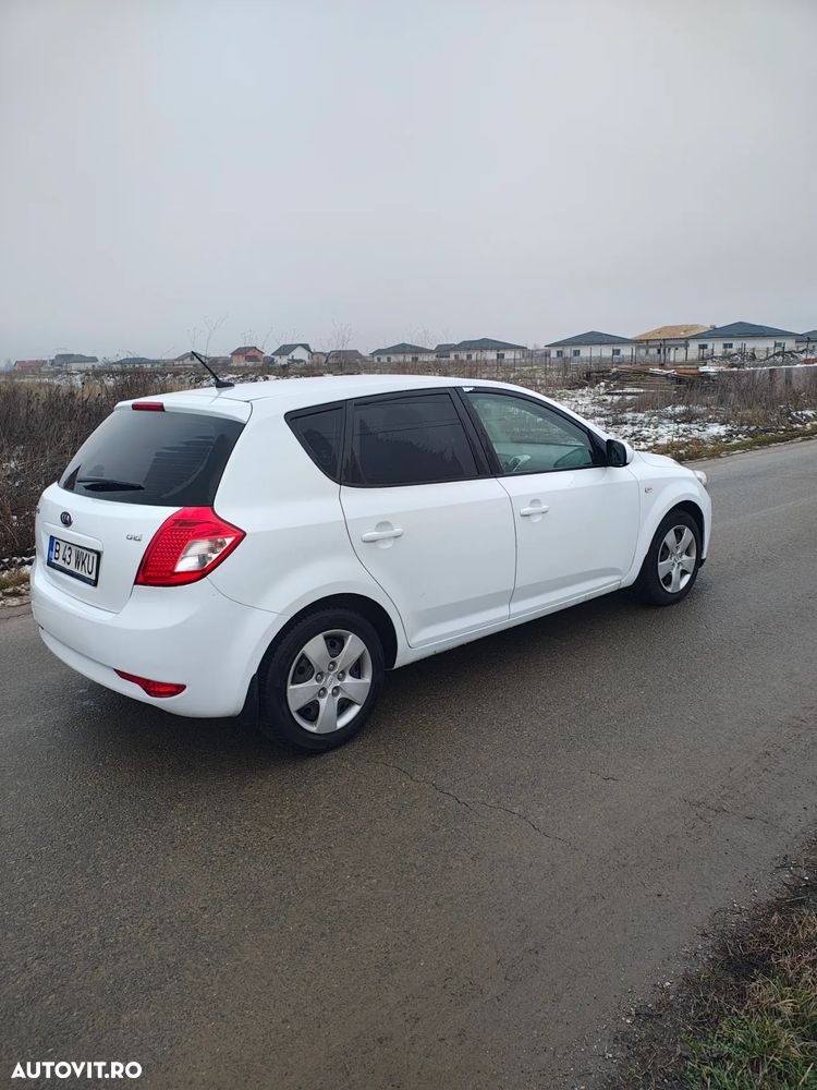 Kia Ceed 1.6 DSL Best - 4