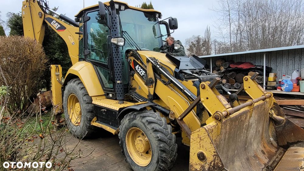 Caterpillar 432F2 - 5