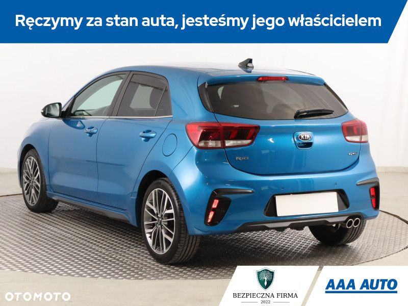 Kia Rio - 5