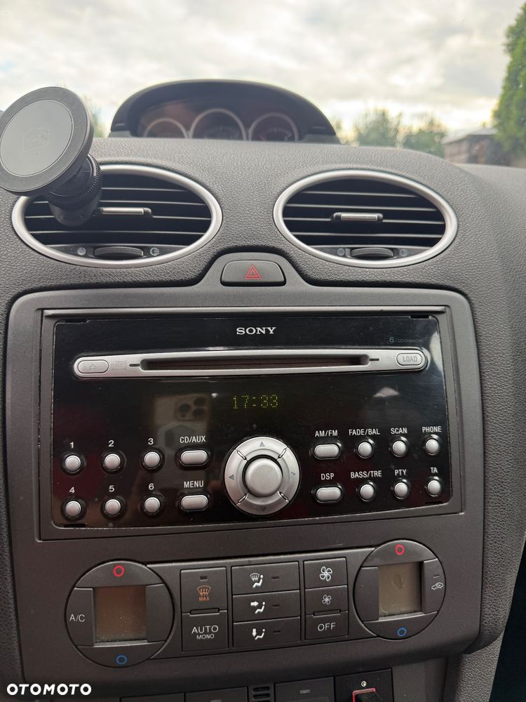 Ford Focus - 11