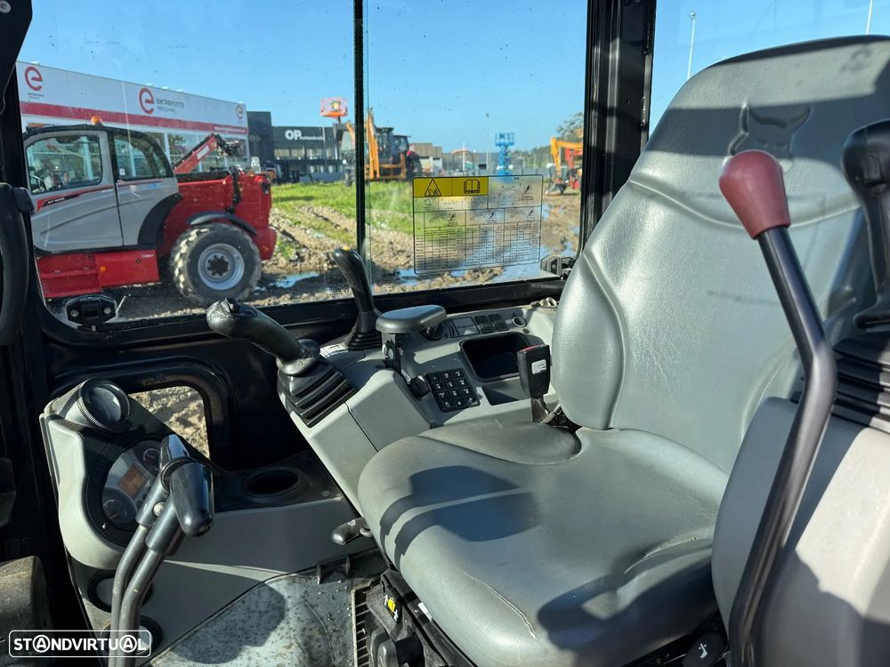 Bobcat E45 - 9