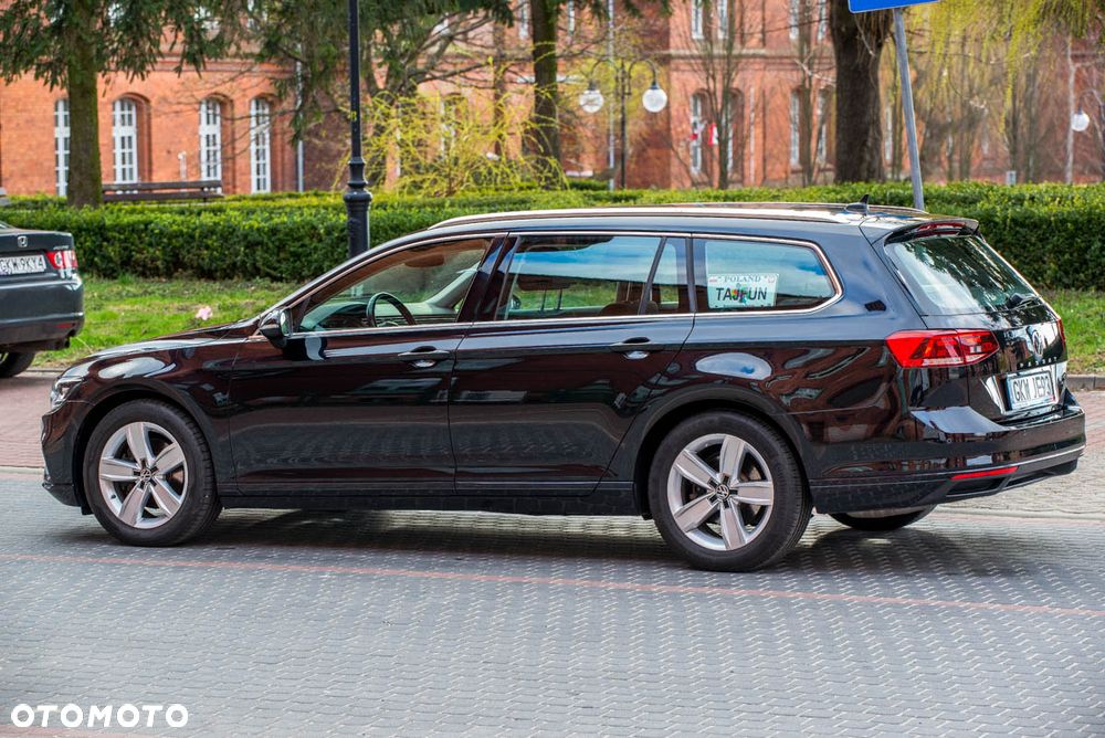 Volkswagen Passat 2.0 TDI SCR DSG Comfortline - 17