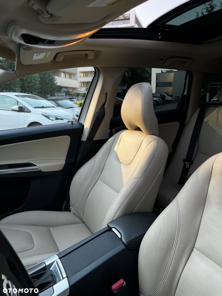 Volvo XC 60 T5 AWD Momentum - 20