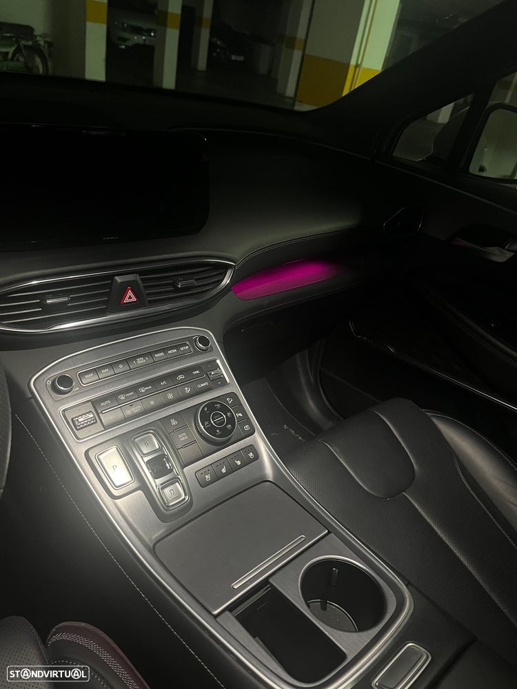 Hyundai Santa Fe 1.6 T-GDI HEV Vanguard - 6