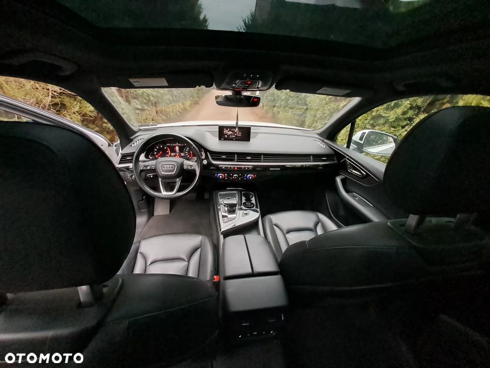 Audi Q7 - 17