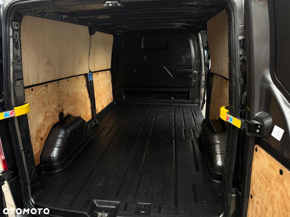 Ford TRANSIT CUSTOM - 20
