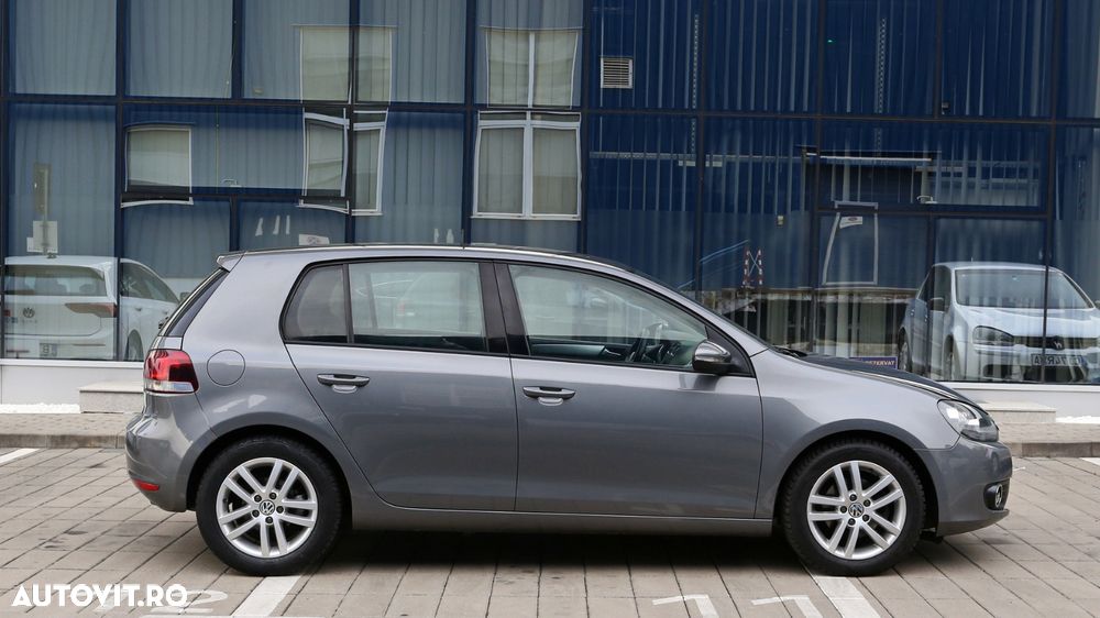 Volkswagen Golf 2.0 TDI Highline - 6