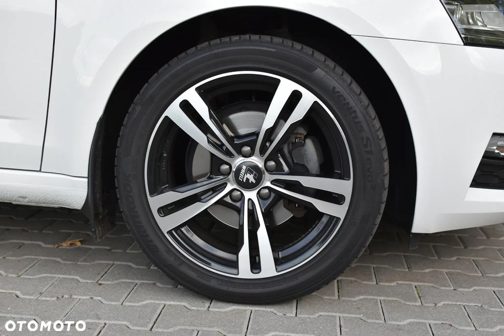 Skoda Octavia 1.5 TSI ACT Style - 32