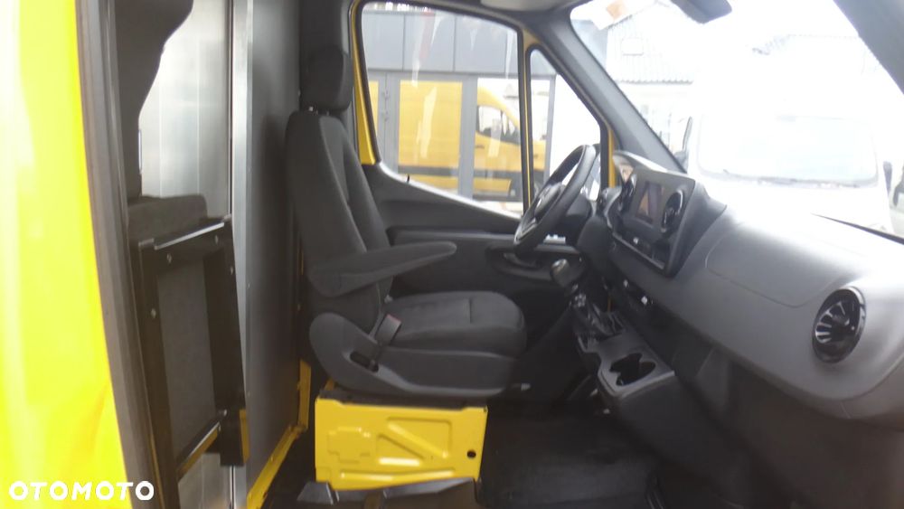 Mercedes-Benz SPRINTER - 9