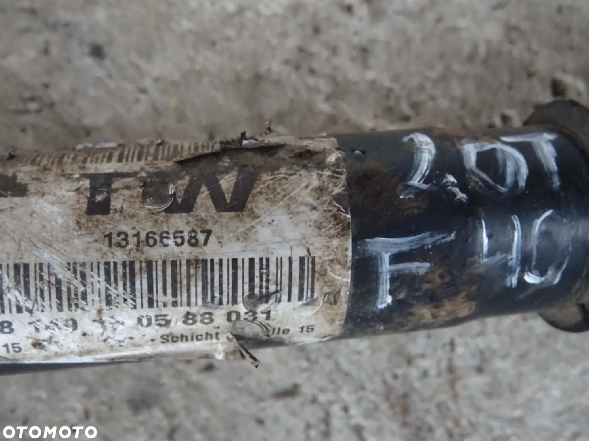 PÓŁOŚ SKRZYNI BIEGÓW F40 OPEL SIGNUM VECTRA C 2,0T Z20NET PRZEGUB 1,9 - 12